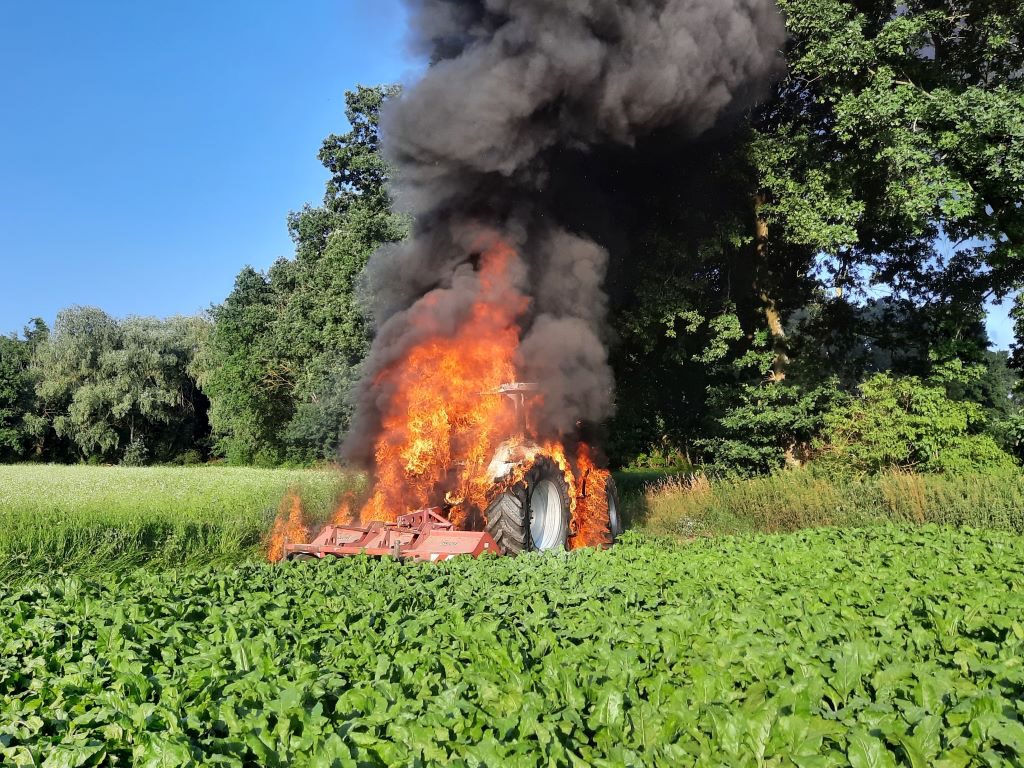 Ausbildungszüge werden für den Einsatz beim VU vorbereitet  Feuerwehr  Römstedt – traditionell. engagiert. freiwillig. brandheiß.